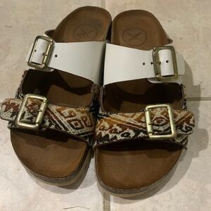 Inkkas Brown and White Sandals with Decorative Straps